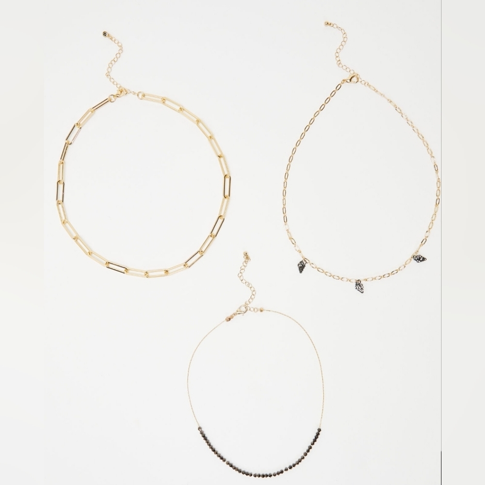 NWT Ashley Stewart three‎ gold tone necklaces